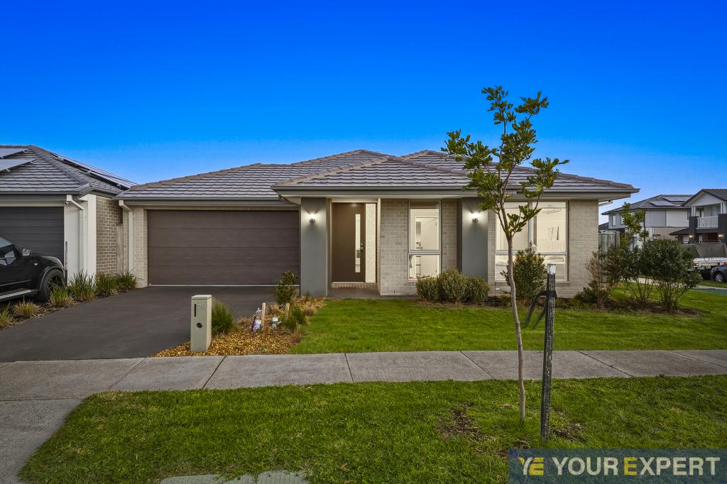 25 Exmoor Cres, Clyde North, VIC 3978