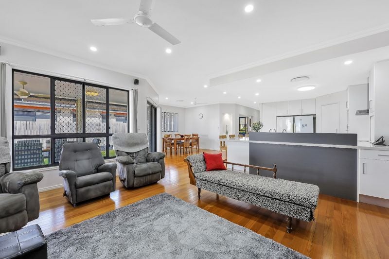 11 Voss Ct, Millbank, QLD 4670