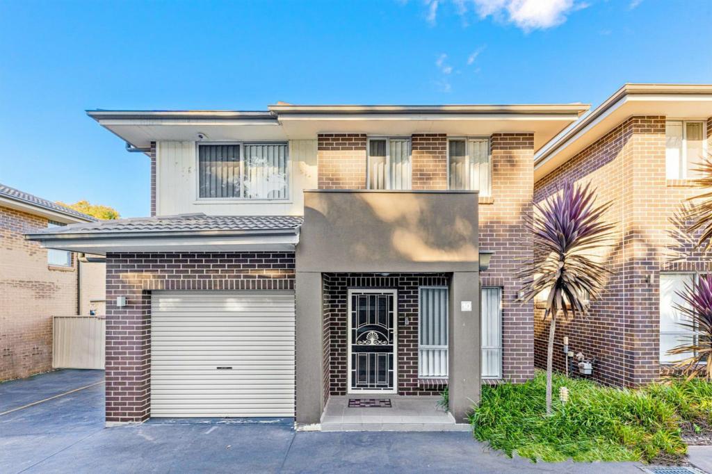 10/1 Roland St, Greystanes, NSW 2145