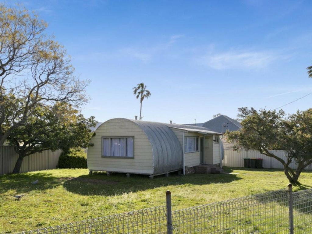 3 Wangi Ave, Cessnock, NSW 2325