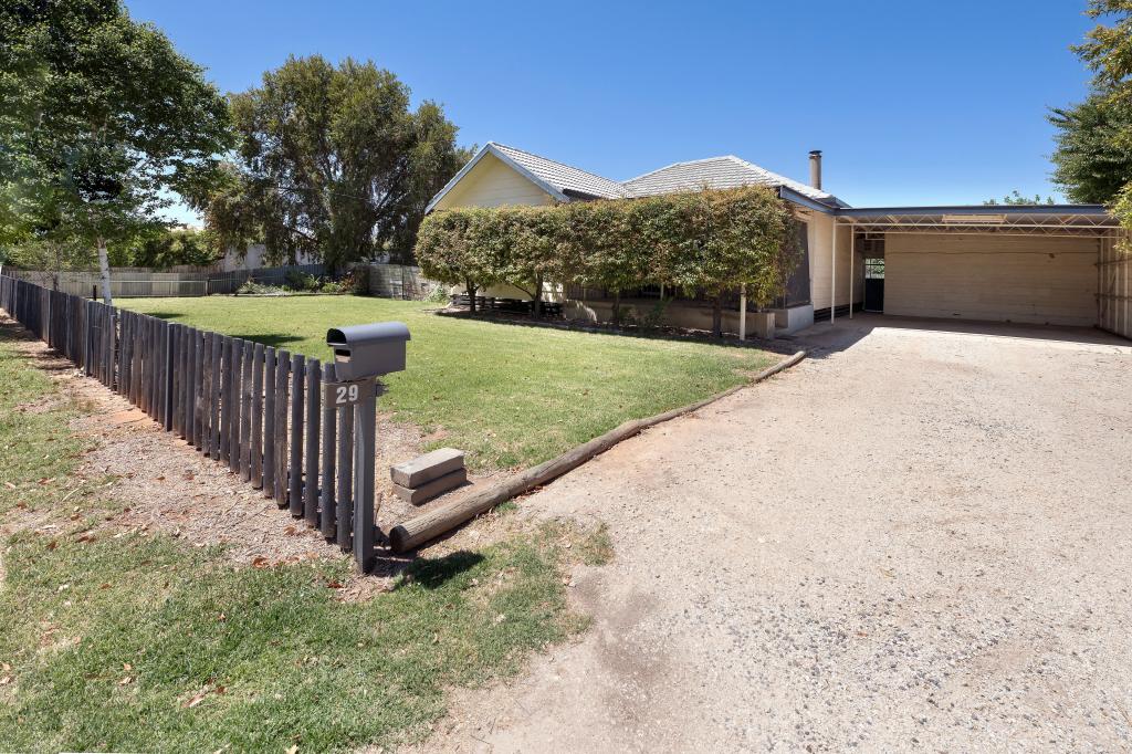 29 MOA ST, BALRANALD, NSW 2715