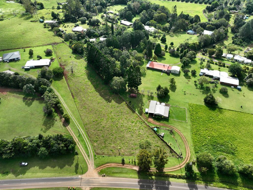 LOT 1/273 LAKE BARRINE RD, MALANDA, QLD 4885