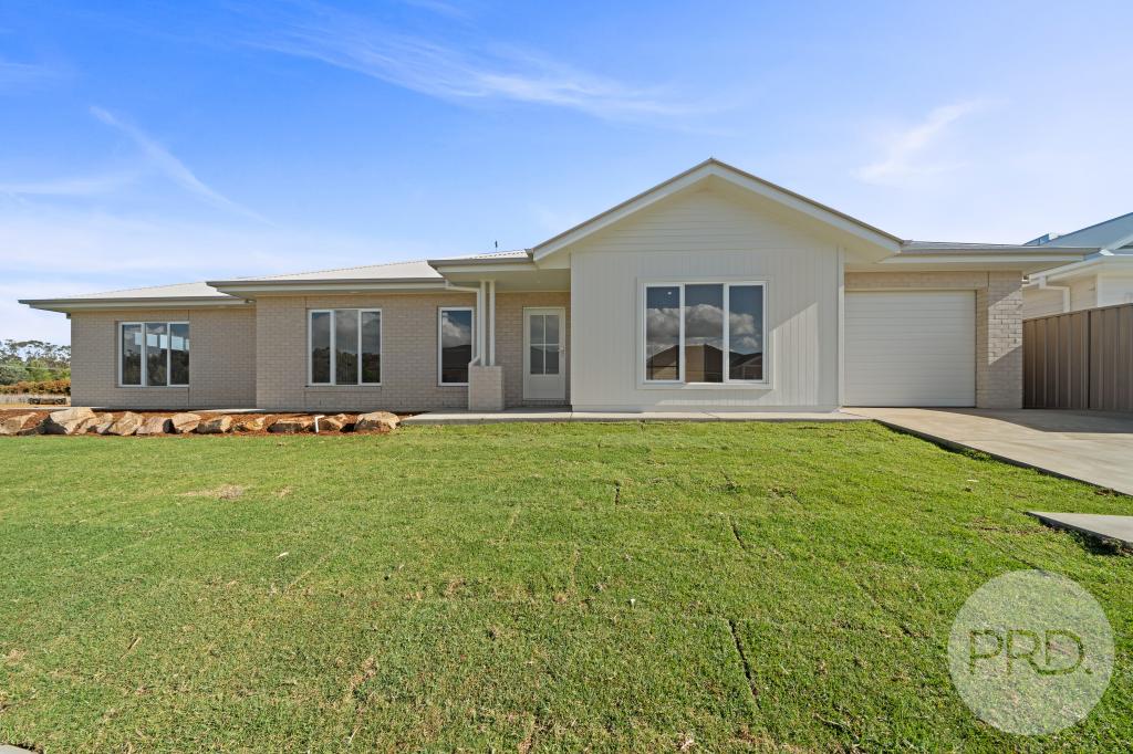 1 Paroo Pl, Tatton, NSW 2650