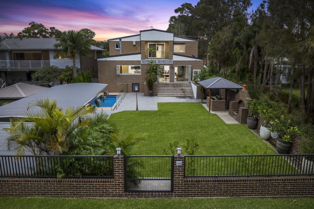 59 LAKEDGE AVE, BERKELEY VALE, NSW 2261