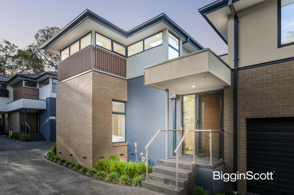 2/7 WALTER ST, GLEN WAVERLEY, VIC 3150