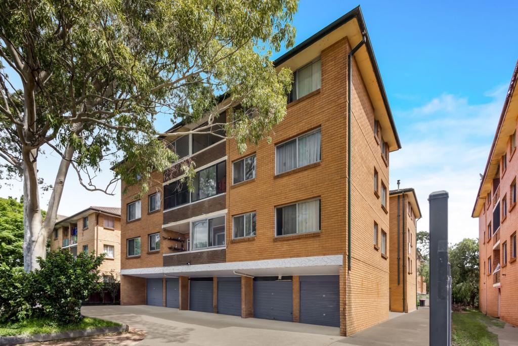 15/7 Hart St, Warwick Farm, NSW 2170