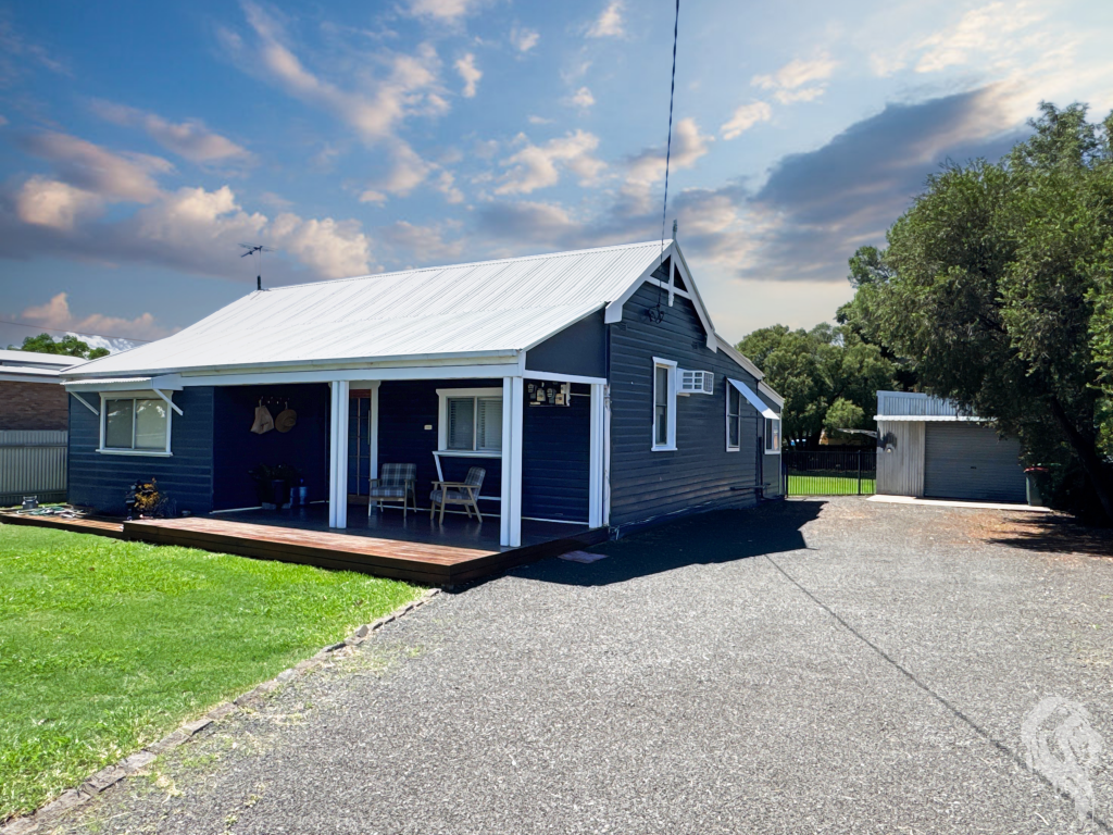 14 FITZROY ST, NARRABRI, NSW 2390