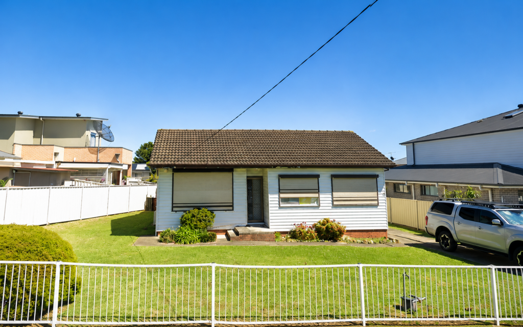 4 ALLENBY ST, CANLEY HEIGHTS, NSW 2166