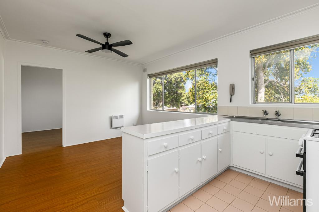 5/26 NEWCASTLE ST, NEWPORT, VIC 3015