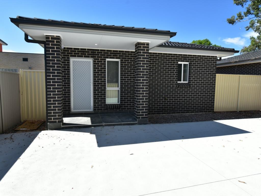 10a (Studi Dale Ave, Liverpool, NSW 2170