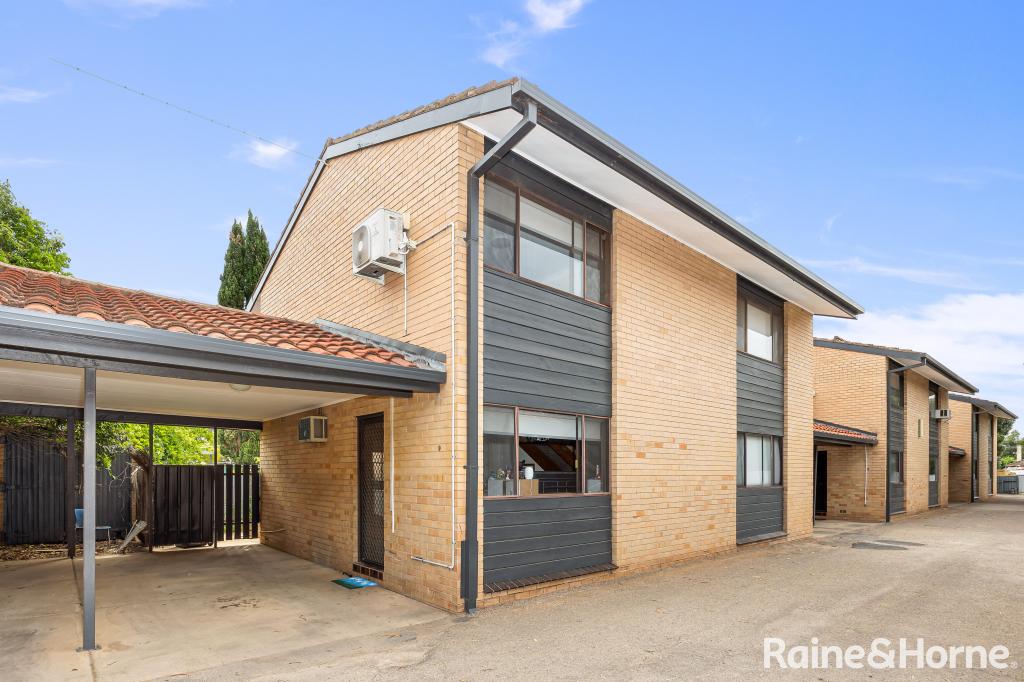 241-243 Edward St, Wagga Wagga, NSW 2650