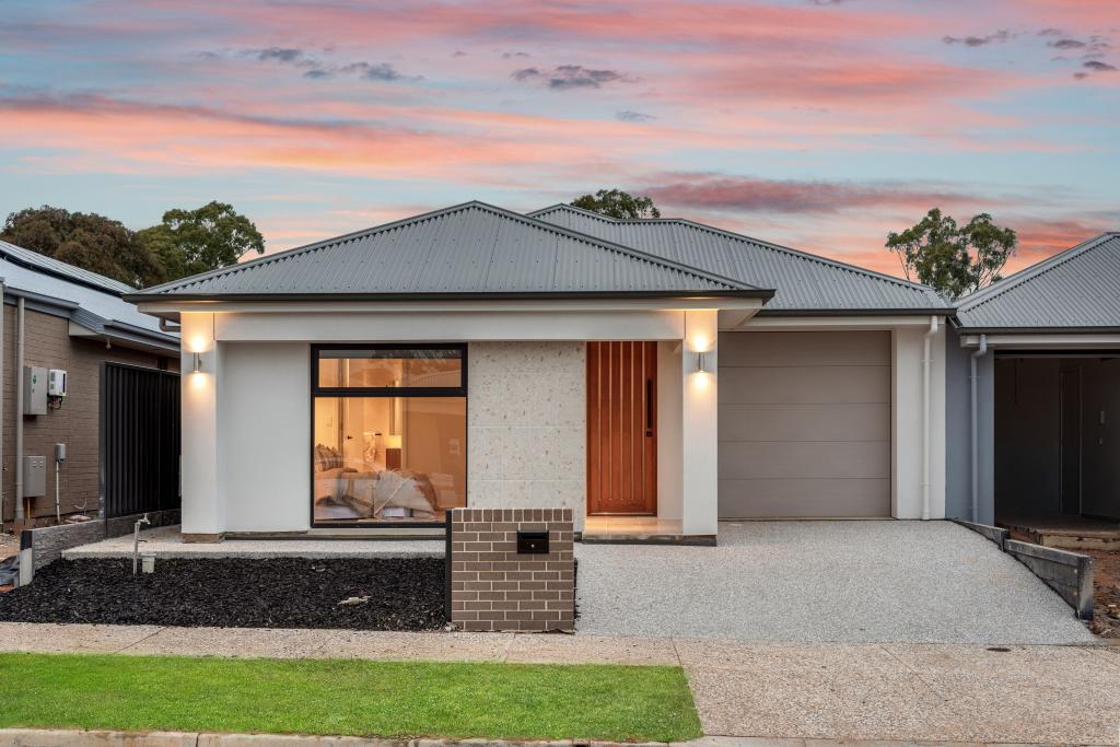 71 Fairway Bvd, Woodcroft, SA 5162