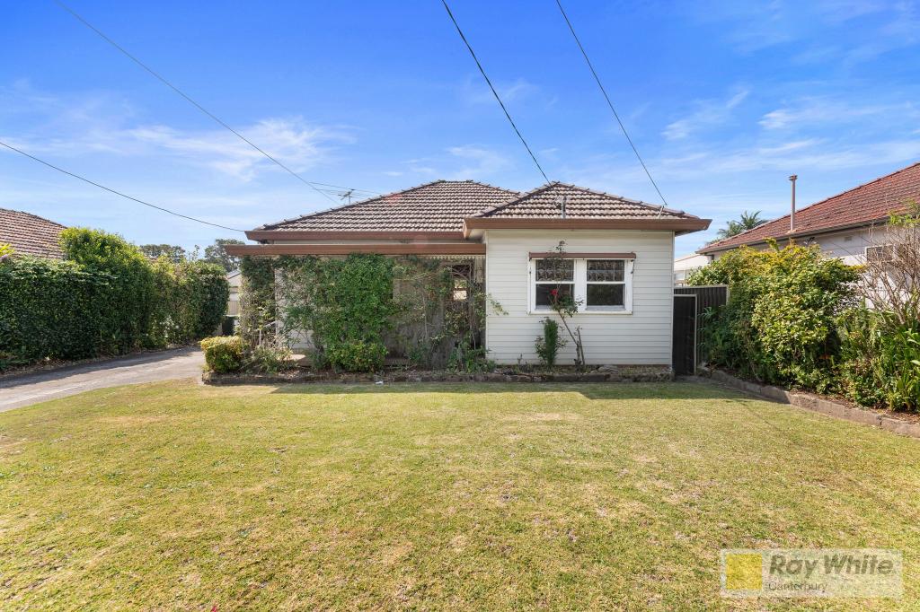 18 Pentland Ave, Roselands, NSW 2196