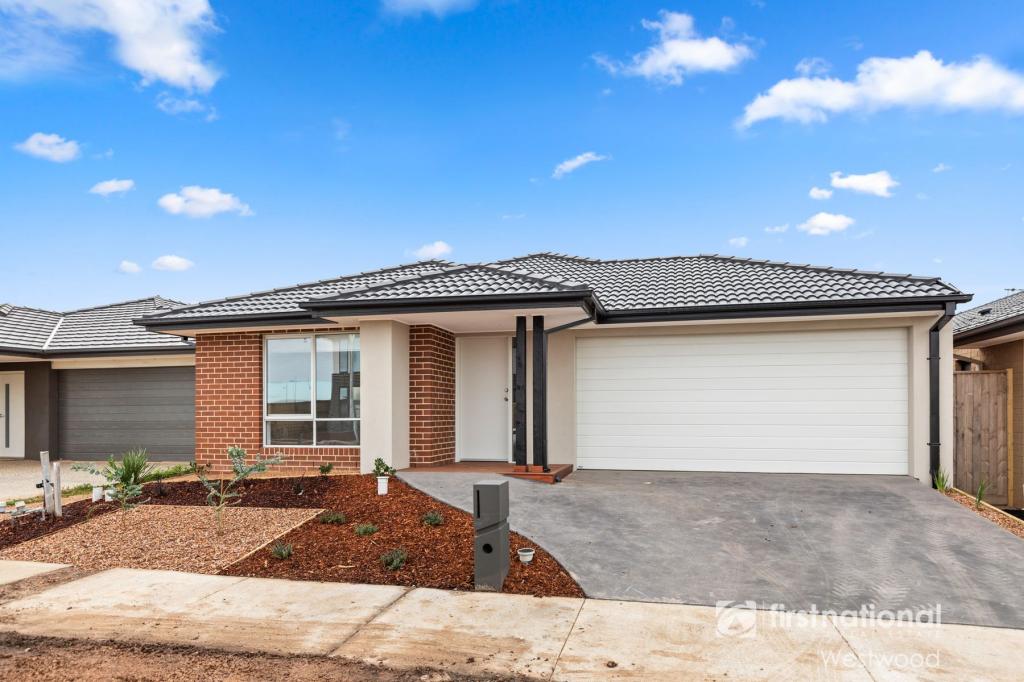 8 Brocton Rd, Manor Lakes, VIC 3024