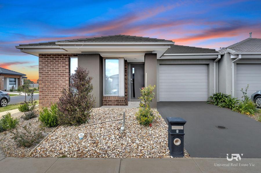 1 Staccato Tce, Strathtulloh, VIC 3338