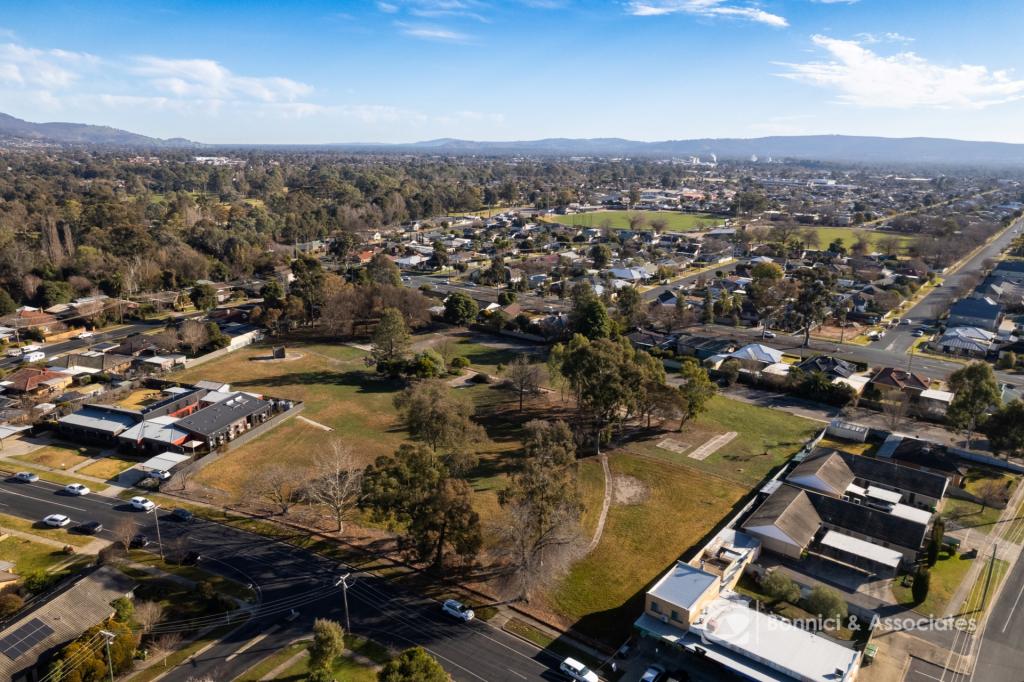 LOT 8 ROSS CL, WODONGA, VIC 3690