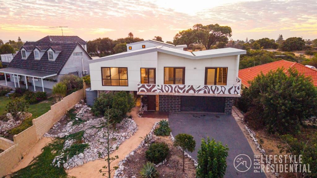 16 STUART PL, TWO ROCKS, WA 6037