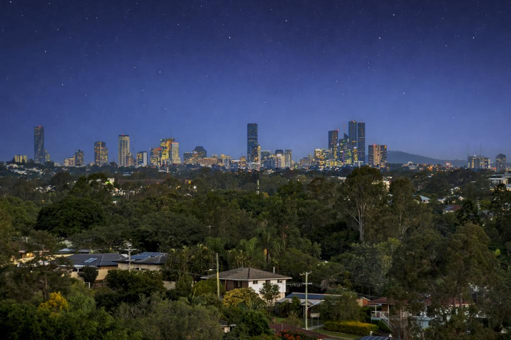 1108 South Pine Rd, Everton Hills, QLD 4053