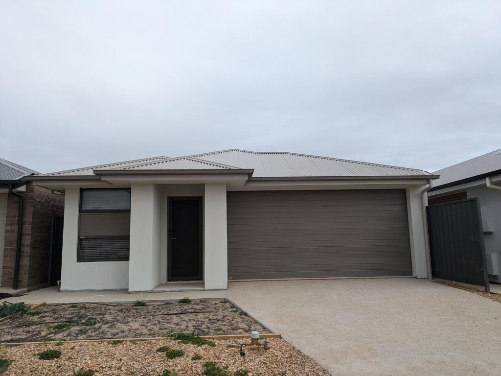 29 Hollow Dr, Andrews Farm, SA 5114