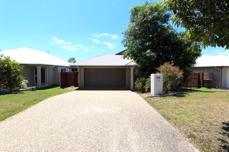 147 Kennard Cct, Bushland Beach, QLD 4818