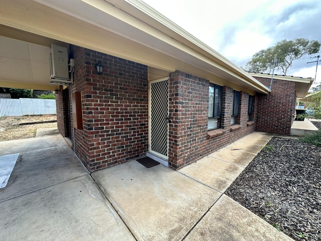 2/82 Powell St, Berri, SA 5343