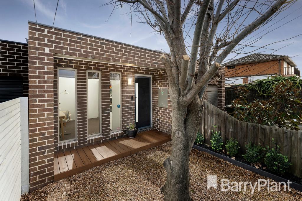 17 Lawrence St, Ardeer, VIC 3022