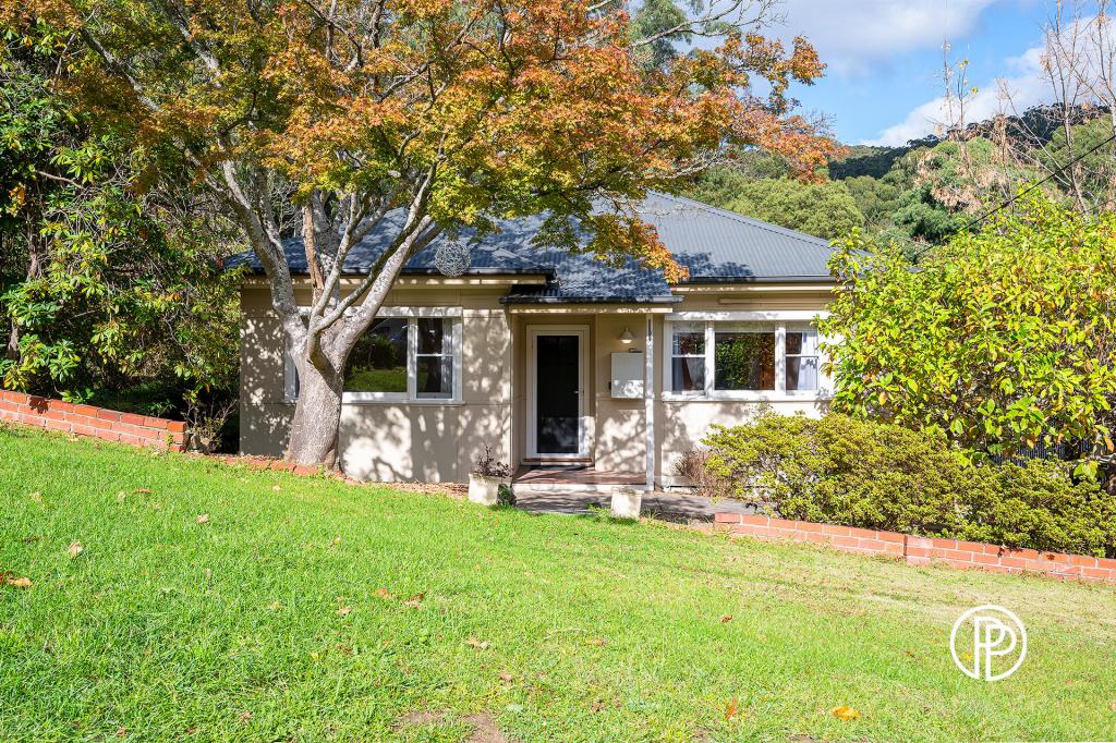 2 Cecil St, Warburton, VIC 3799