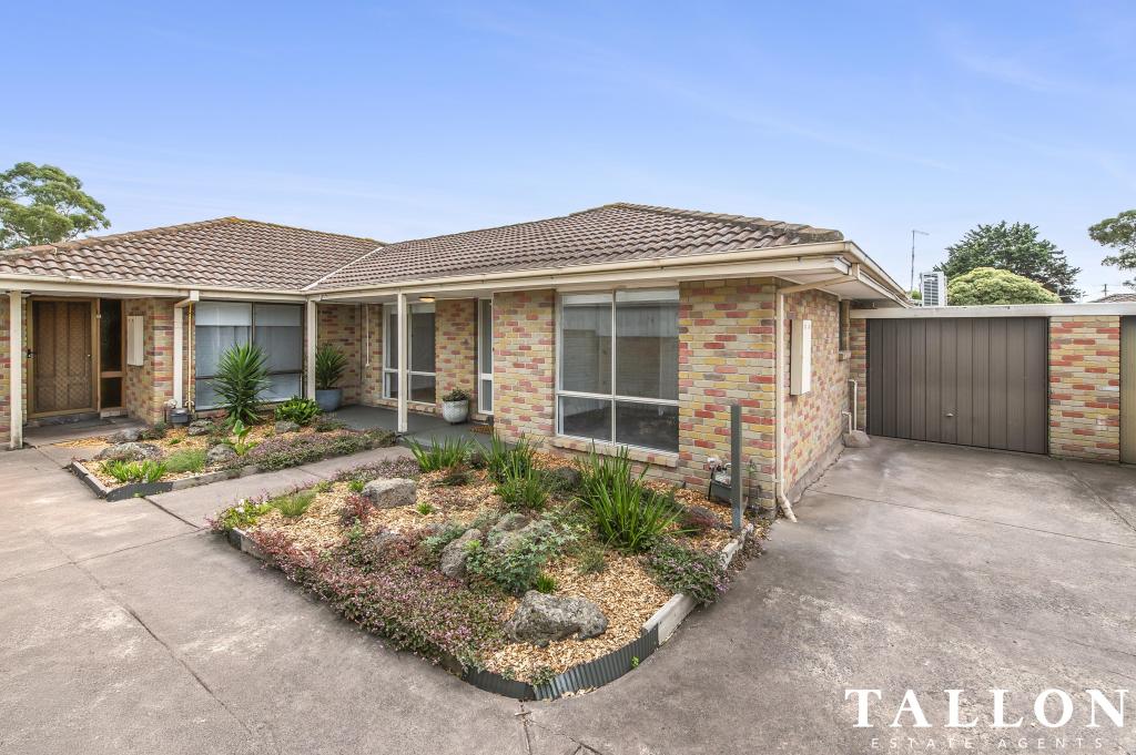 4/2 Simon St, Hastings, VIC 3915