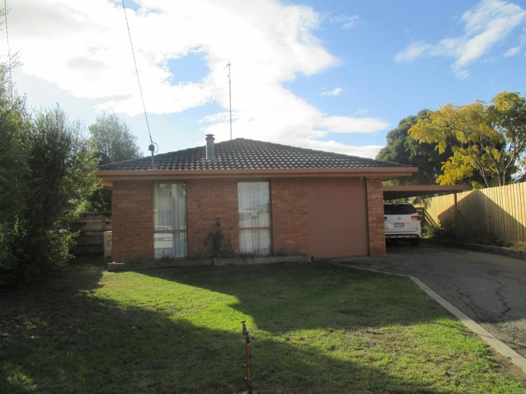 12 Arco Court, Bairnsdale, VIC 3875 House for rent OnTheHouse