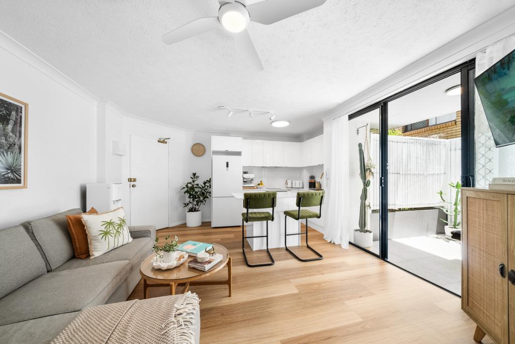 3/15 Britannia Ave, Broadbeach, QLD 4218