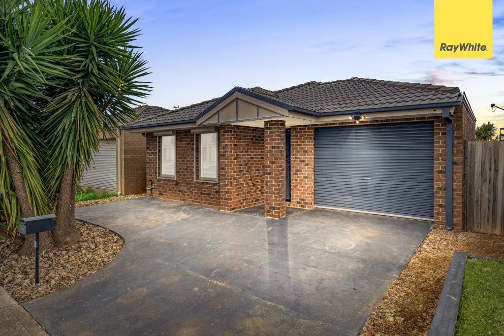 6 Hall Mark Pl, Kurunjang, VIC 3337