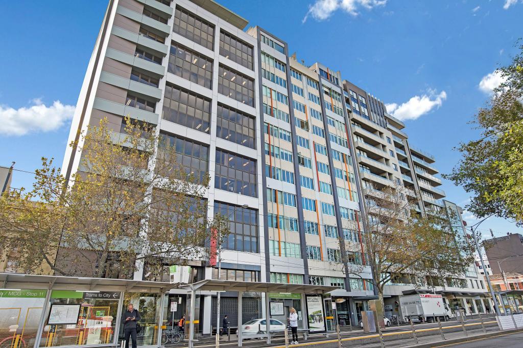 608/166 Wellington Pde, East Melbourne, VIC 3002