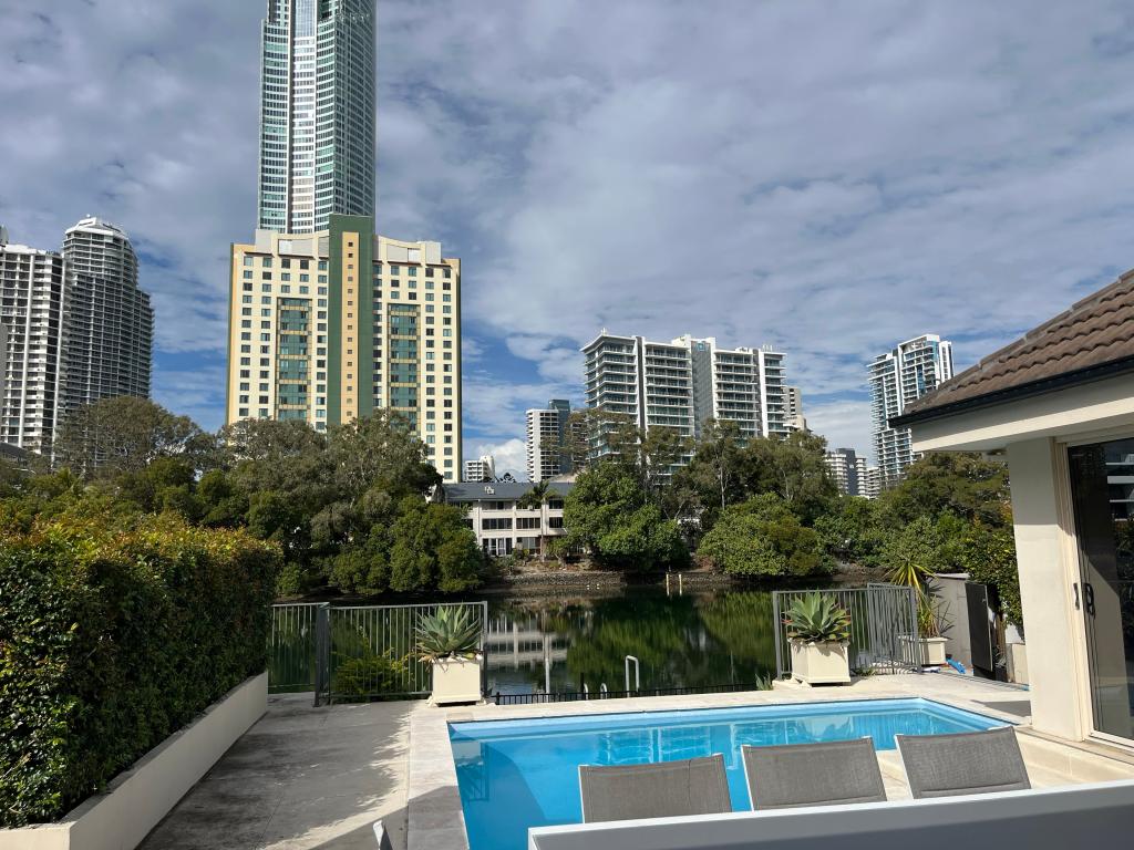 54 PARADISE ISLAND, SURFERS PARADISE, QLD 4217