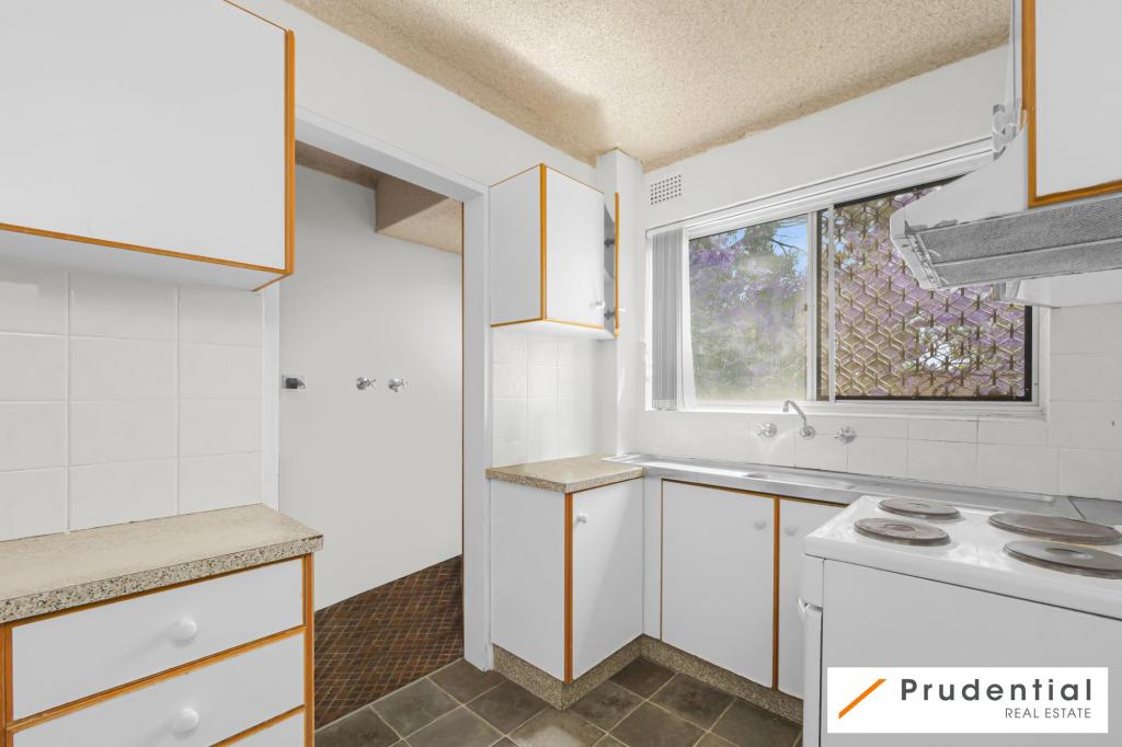 6/28 Moore St, Campbelltown, NSW 2560