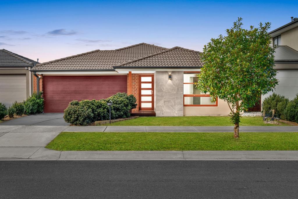 21 Biferno Cres, Cranbourne East, VIC 3977