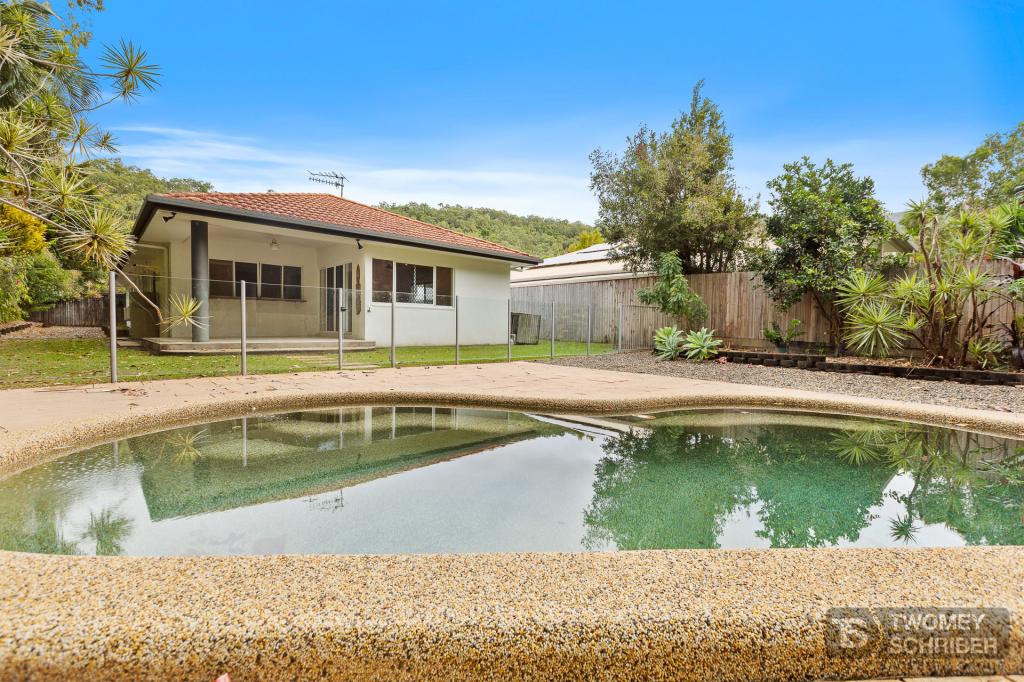 7 Helsdon Cl, Clifton Beach, QLD 4879