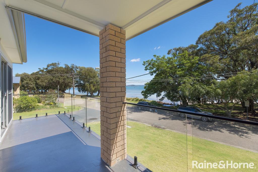 70 Peace Pde, Tanilba Bay, NSW 2319