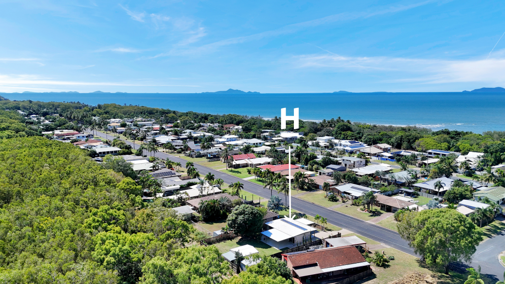 64 Pacific Dr, Blacks Beach, QLD 4740