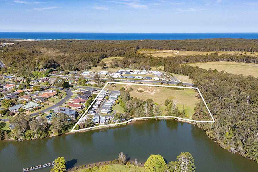 4 RIVERWOOD PL, URUNGA, NSW 2455