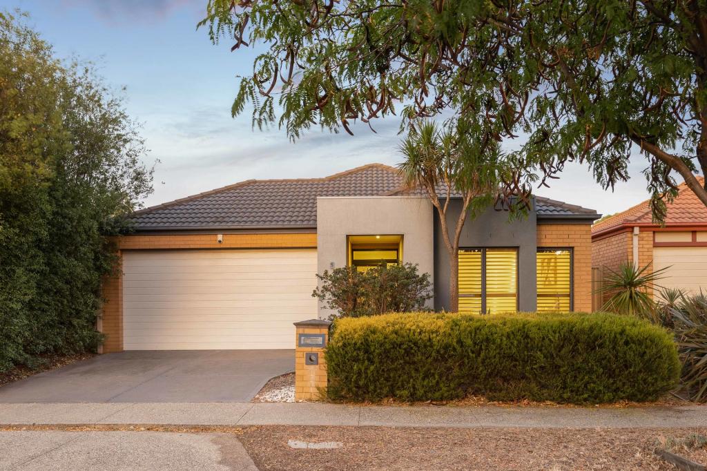 5 Holland Way, Caroline Springs, VIC 3023