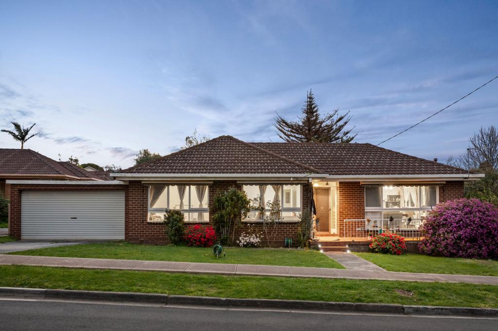 52 Dorothy St, Burwood East, VIC 3151