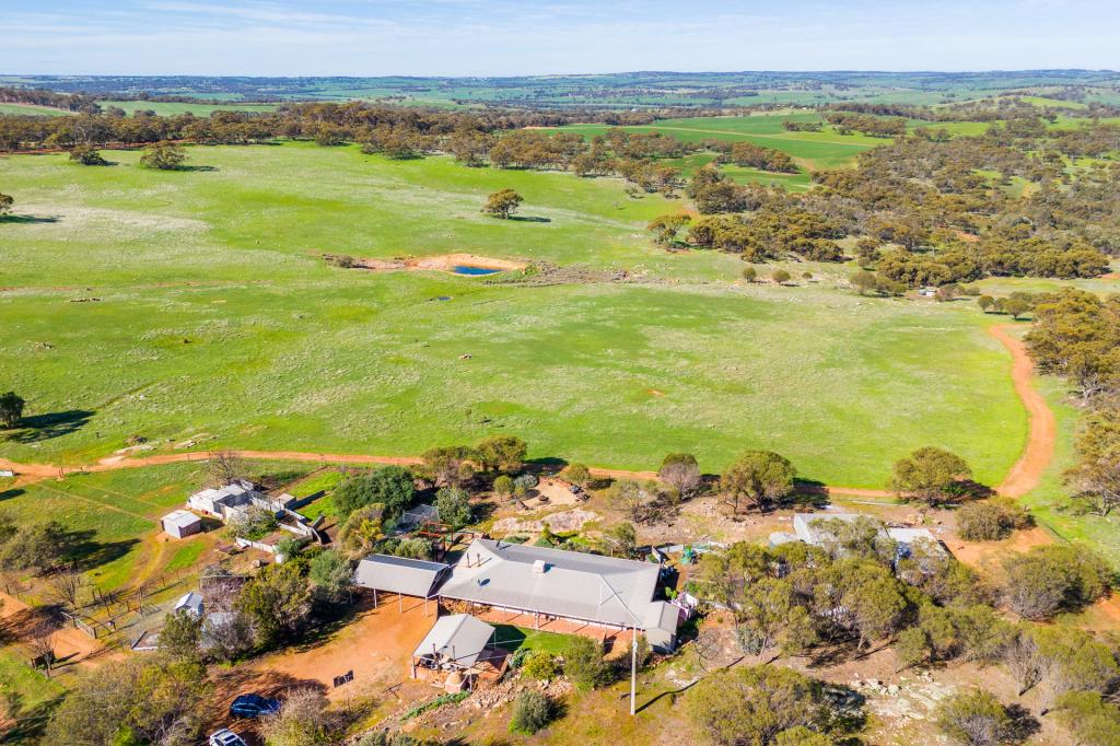 271 Old Plains Rd, Bejoording, WA 6566