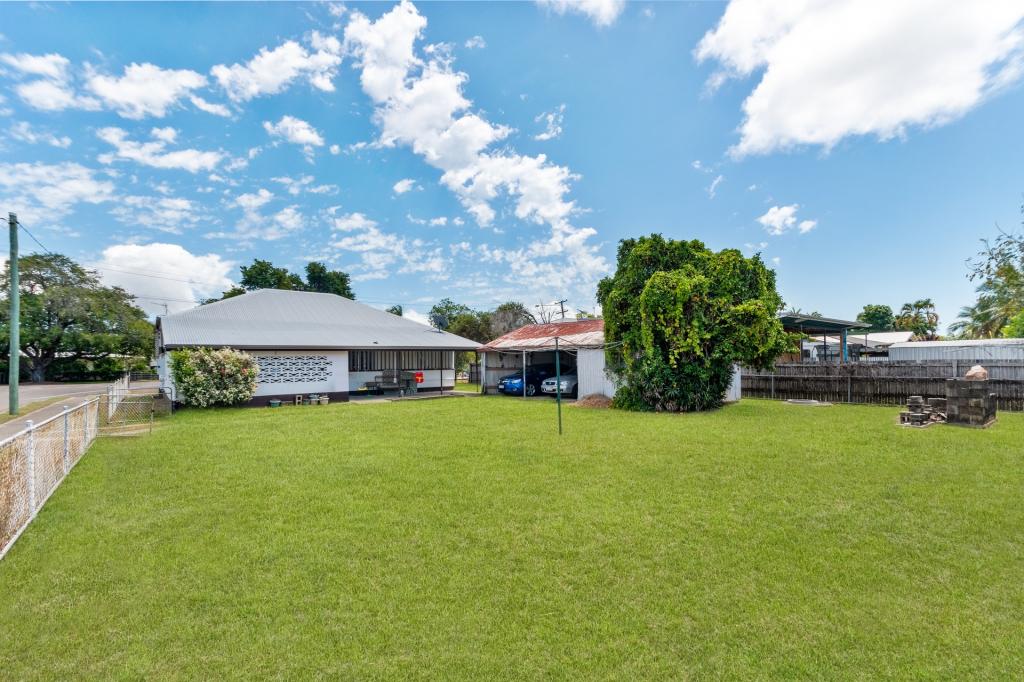 104 Queens Rd, Hermit Park, QLD 4812