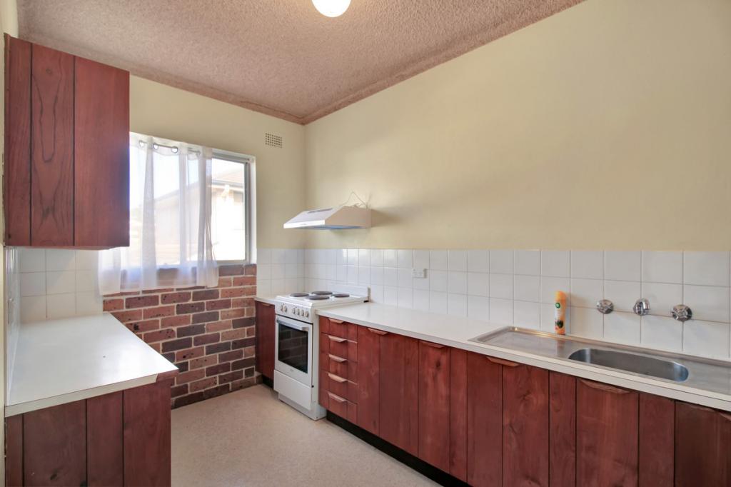 12/6 MACKIE ST, CONISTON, NSW 2500