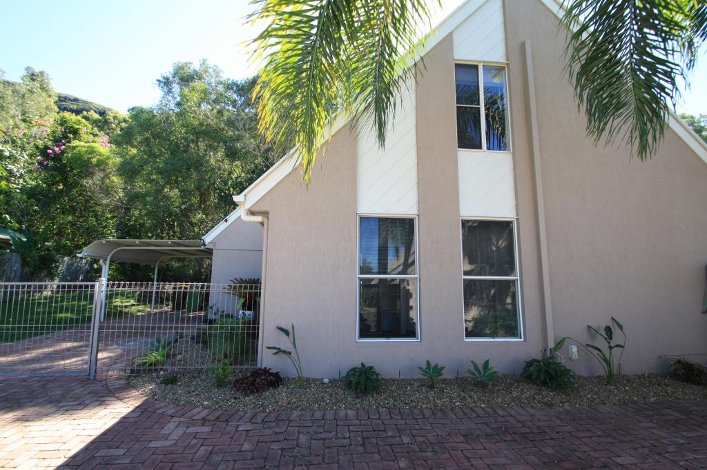 2/12 Wales Ct, Mount Coolum, QLD 4573
