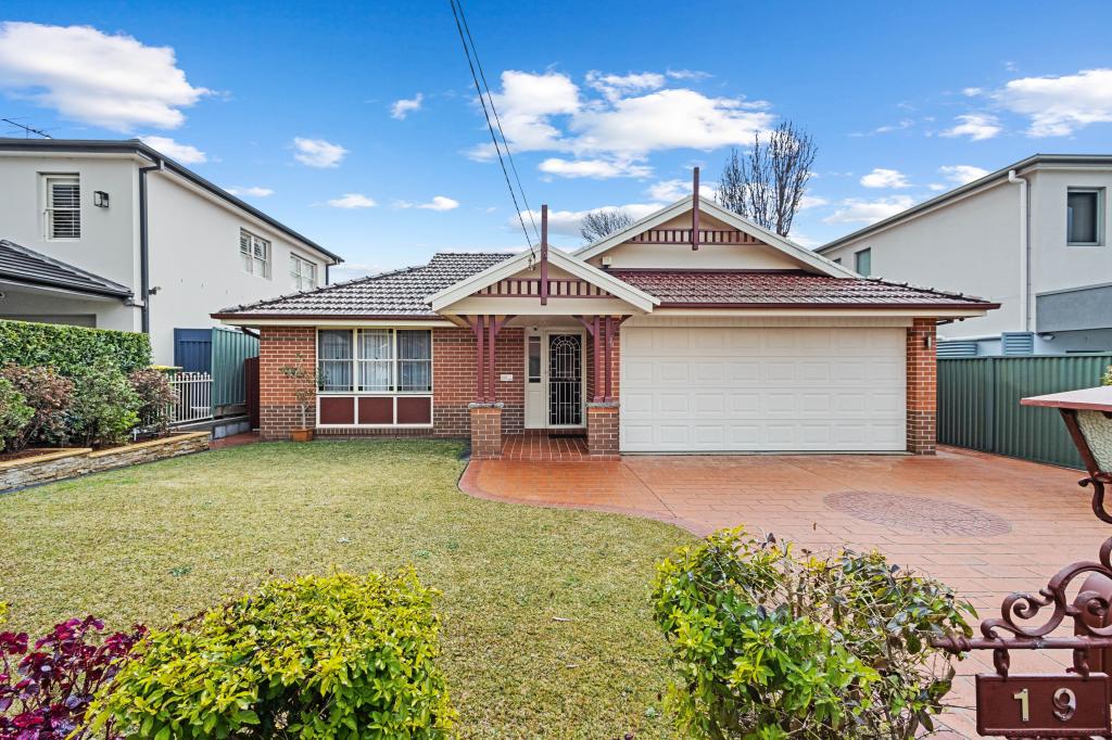 19 Crystal St, Sylvania, NSW 2224