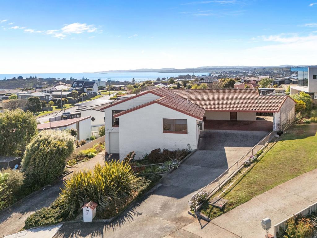 2 Jingella Pl, Devonport, TAS 7310
