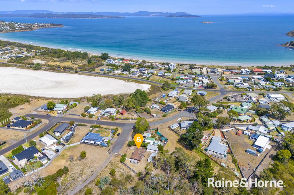 4 Shasta Dr, Primrose Sands, TAS 7173