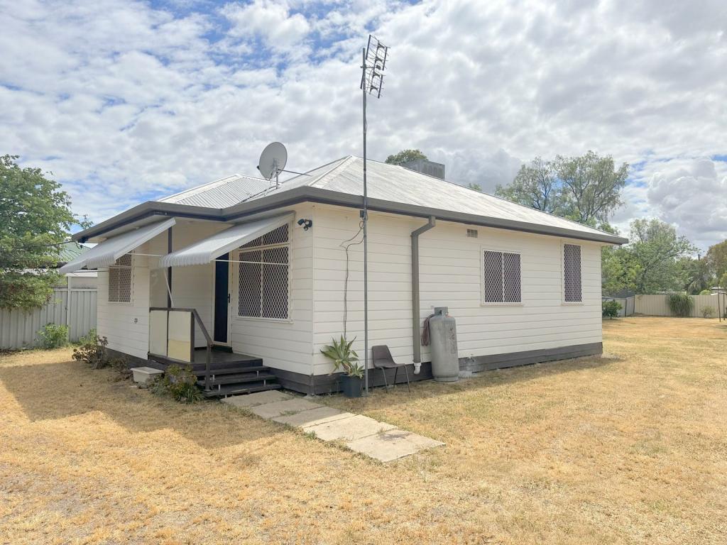 320 Boston St, Moree, NSW 2400