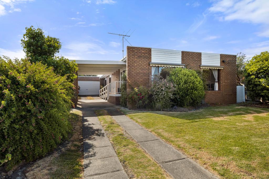 72 Back Beach Rd, San Remo, VIC 3925